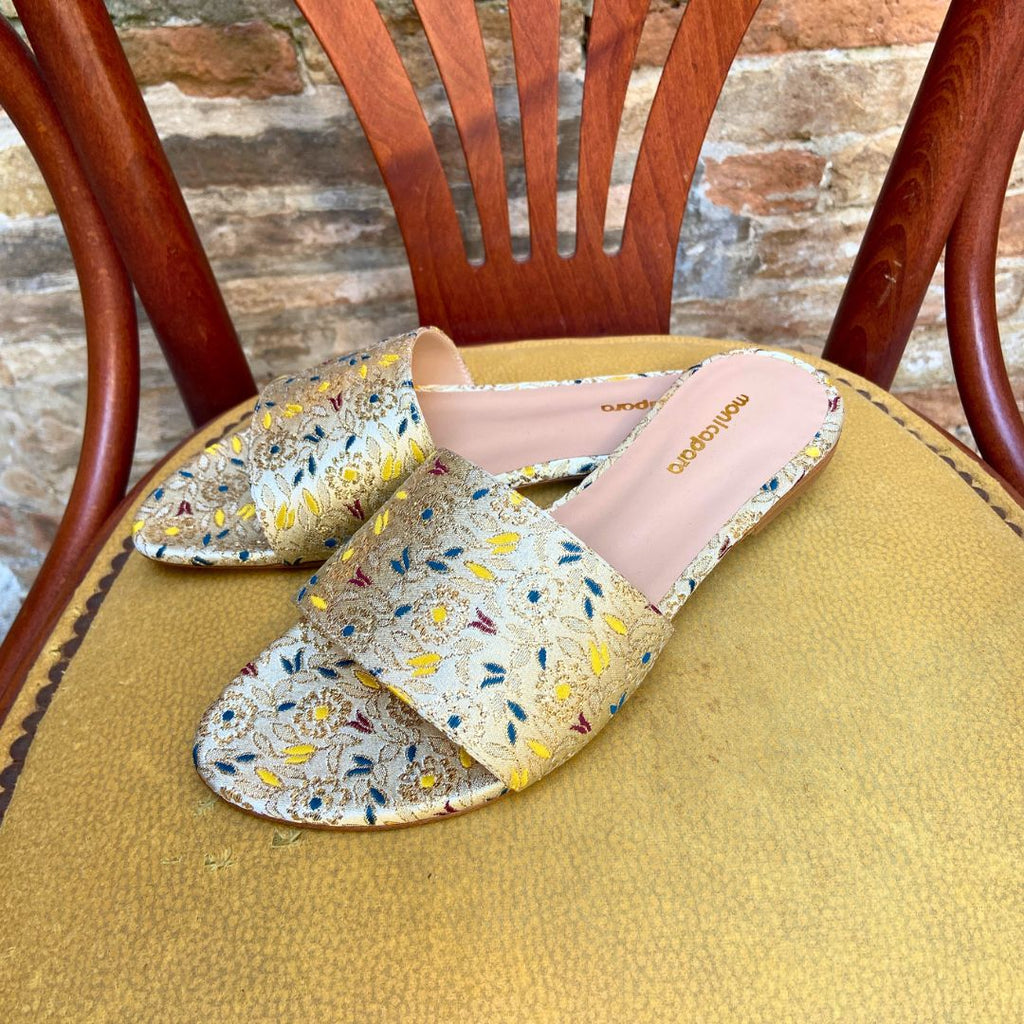 Mules Novella Ricamate Floreali