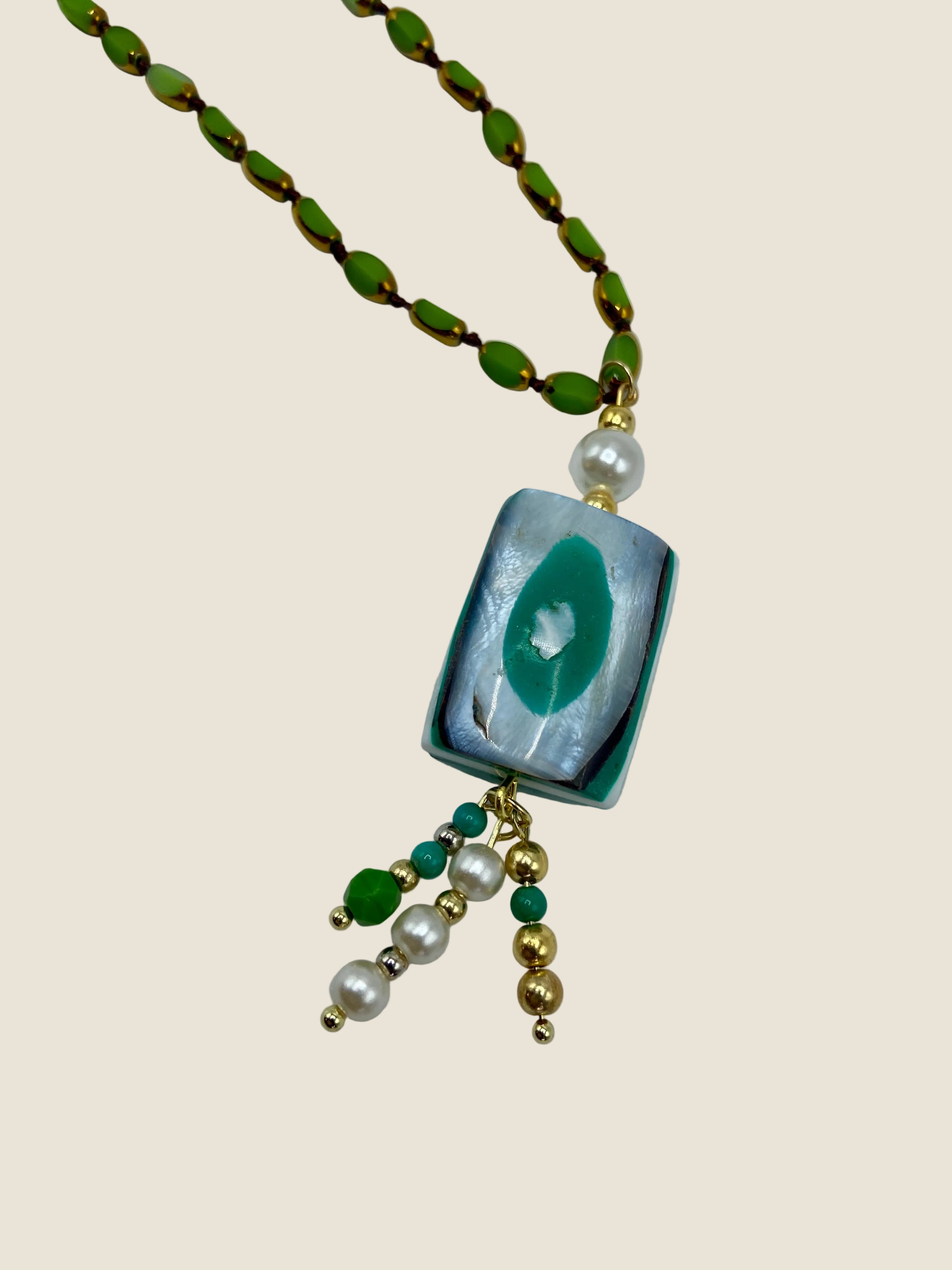 Collana Lattementa
